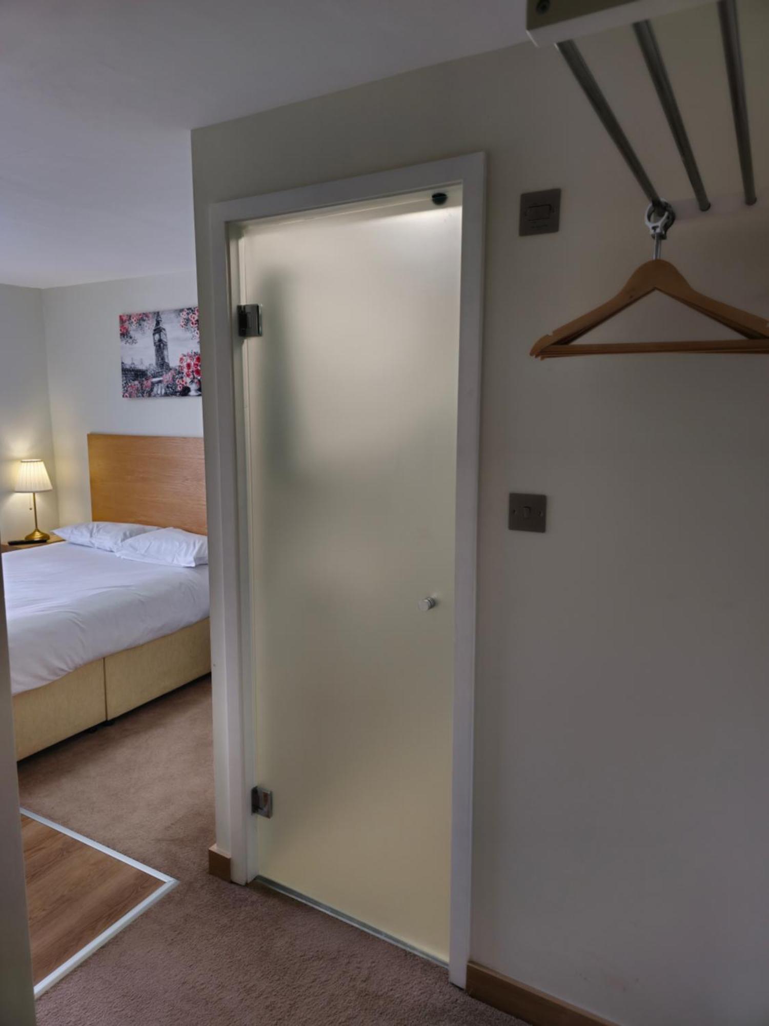 Homefield Lodge Londra Exterior foto